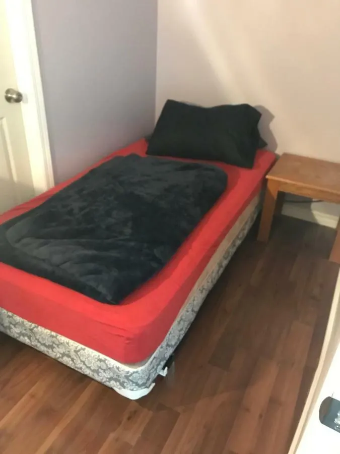 Ranny'S Private Rooms YYC